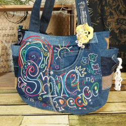 大きめ 花刺繍 デニムバック ～ リメイクバック パッチワークバック