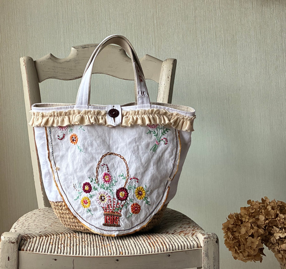 フランスアンティーク*ヴィンテージ*花かご刺繍*手刺繍*かごバッグ