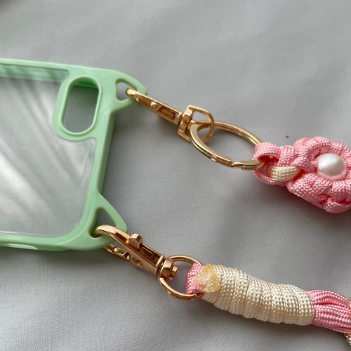 パラコードで作るお花とパールのスマホショルダーストラップ(ピンク
