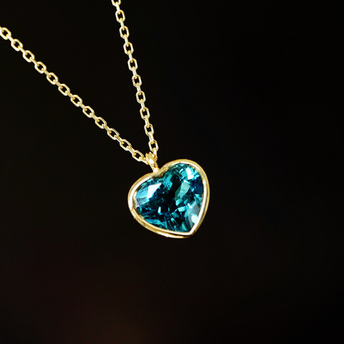 絶美」K18 天然ブルートルマリン 上品 幸運 友情 希望 10月誕生石