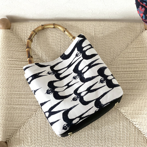 ⚮̈ミナペルホネン hello swallow バンブーバッグ ワンハンドルバッグ