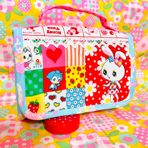 昭和レトロアニマル おしゃれなミニバッグ うさぎと包装紙柄 ポーチ