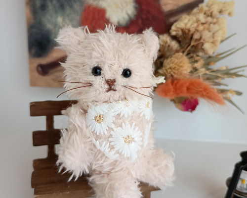 ぱやぱやうす茶ねこちゃん ぬいぐるみ スタイ付き ぬいぐるみ ちゃみ