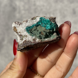 一点もの】ナミビア・ツメブ鉱山産 ダイオプテーズ × カルサイト 原石