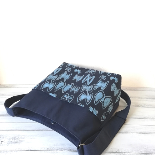 SALE ☆ミナペルホネンsky flowerワンショルダーバッグ/navy