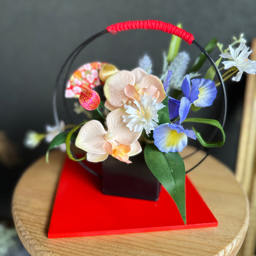 和モダン×胡蝶蘭のアーティフィシャルフラワーアレンジメント【送料