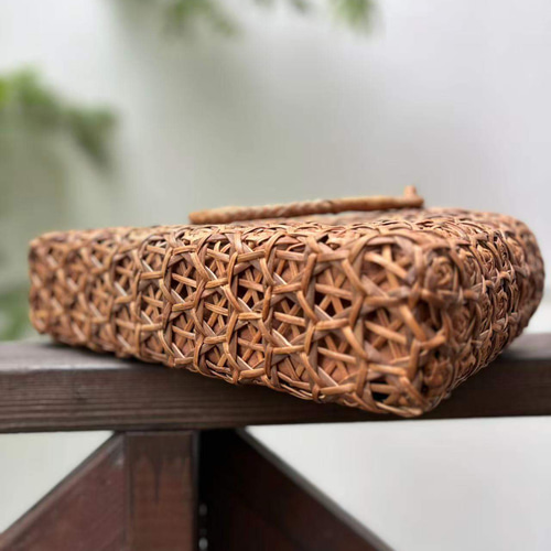 山葡萄籠バッグ 山葡萄かごバッグ 細ひご 花編み 内布あり 巾着タイプ