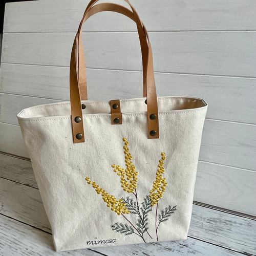 11号帆布二枚仕立て ミモザ刺繍 革持ち手のトートバッグ トートバッグ