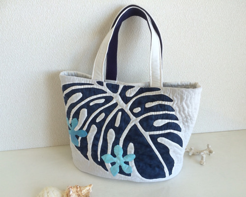 受注生産】送料無料！ハワイアンキルトのモンステラトートバック