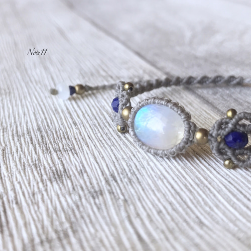 レインボームーンストーンのマクラメブレスレット ブレスレット No☆11