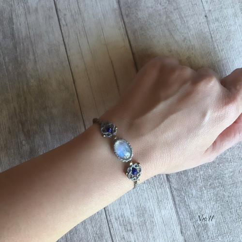 レインボームーンストーンのマクラメブレスレット ブレスレット No☆11