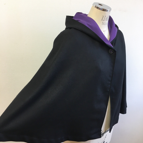 ハロウィン気分❤️パープル裏地のフード付きポンチョジャケット 黒