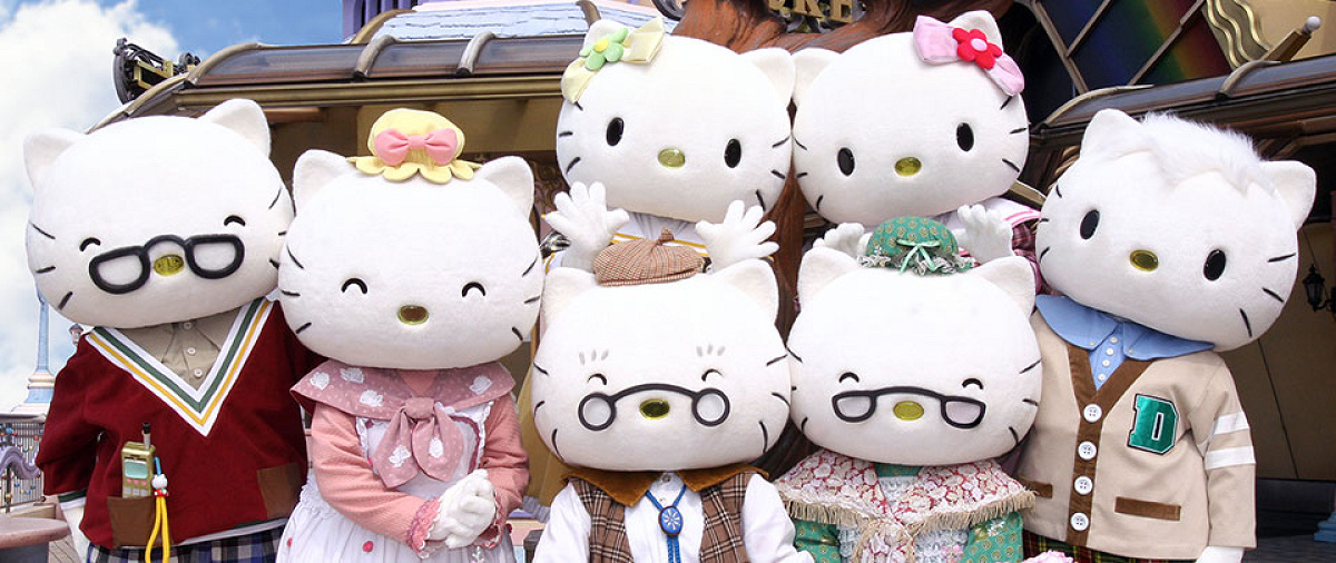 キティの家族とダニエル| キャステル | CASTEL ディズニー情報