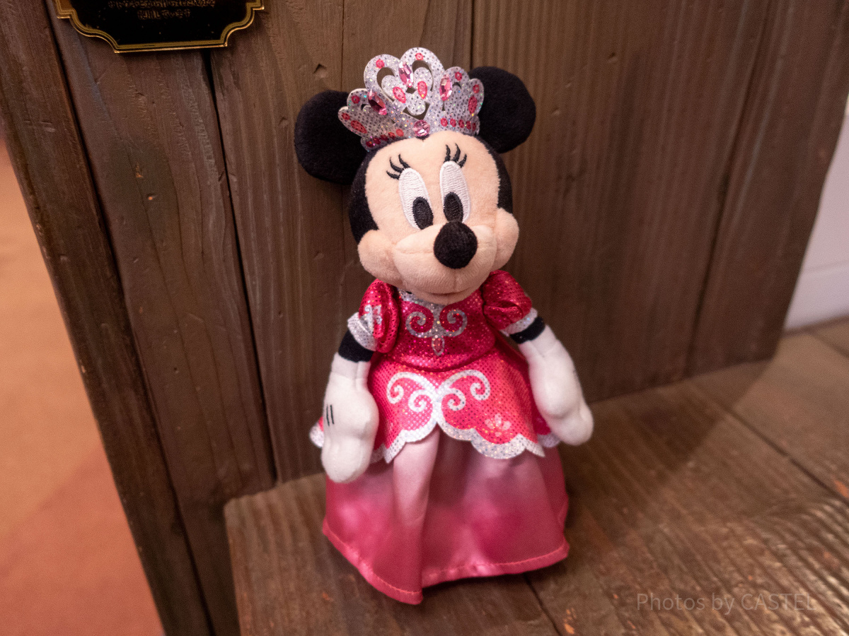 ミニーぬいぐるみバッジ（ディズニー・プリンセス・デイズ