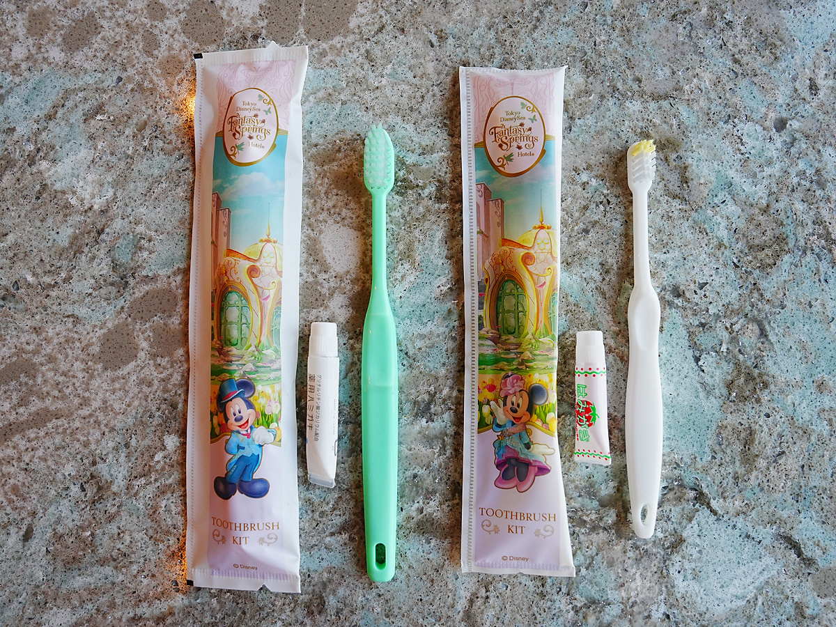 歯ブラシ（ファンタジースプリングスホテルアメニティ）| キャステル