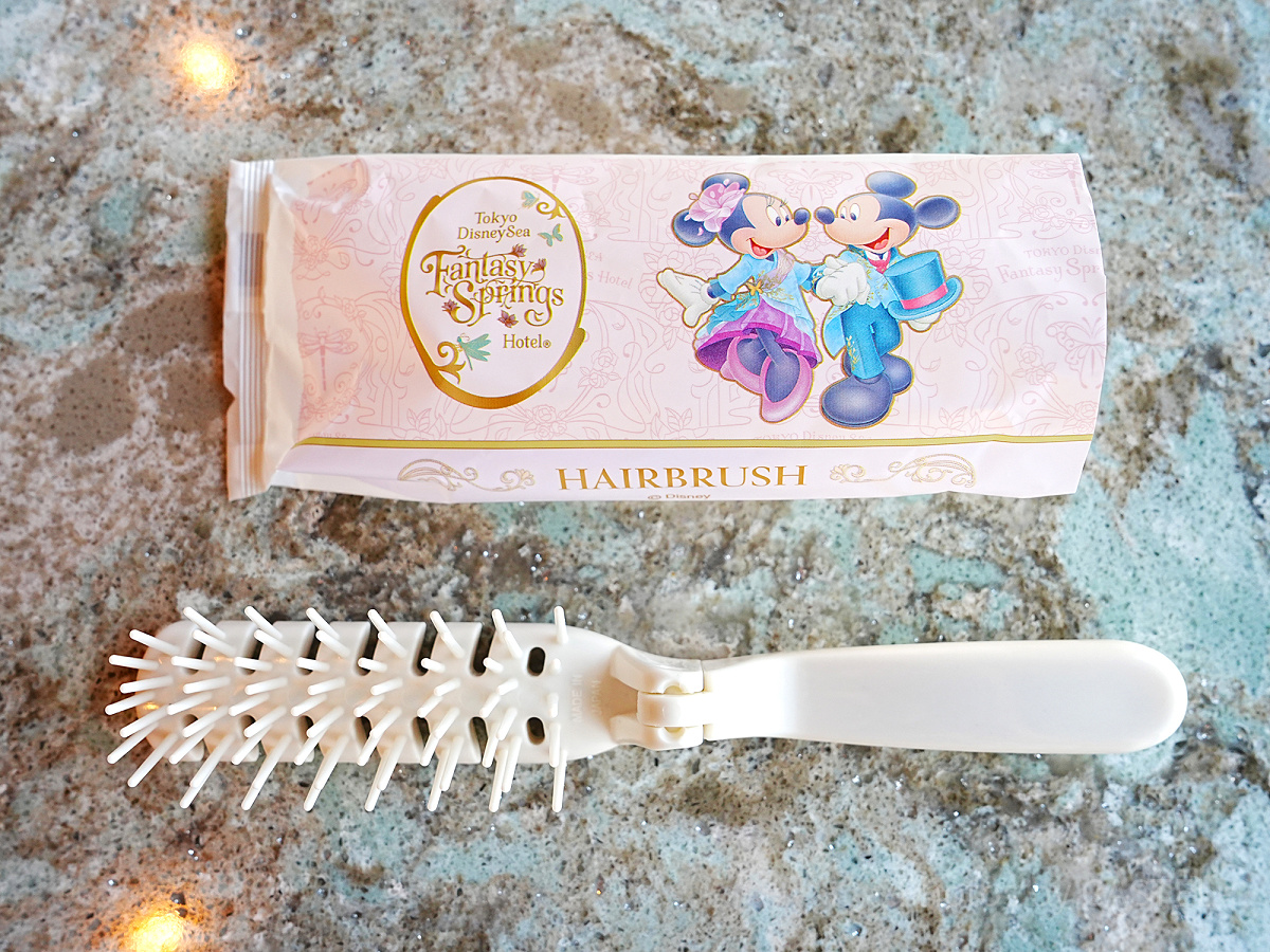 ブラシ（ファンタジースプリングスホテルアメニティ）| キャステル