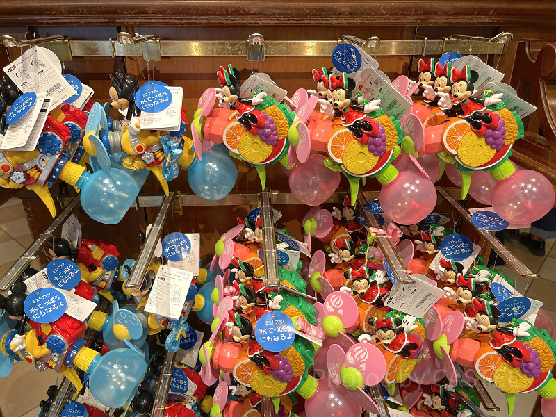 2025夏】ディズニーランドで買えるミストファン（扇風機）まとめ