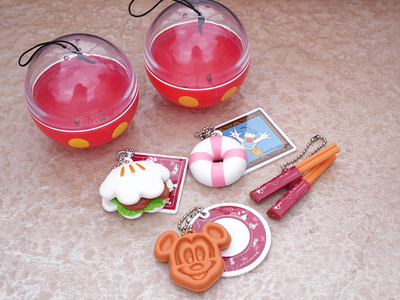 ディズニーガチャガチャ】パークフードモチーフのミニチャーム！通年