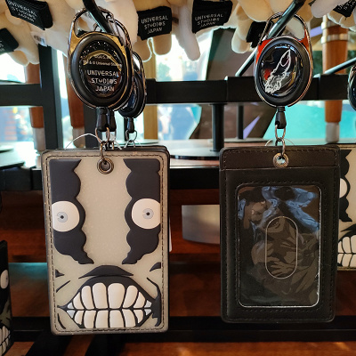 USJ×呪術廻戦コラボグッズ：リール付きチケットホルダー| キャステル