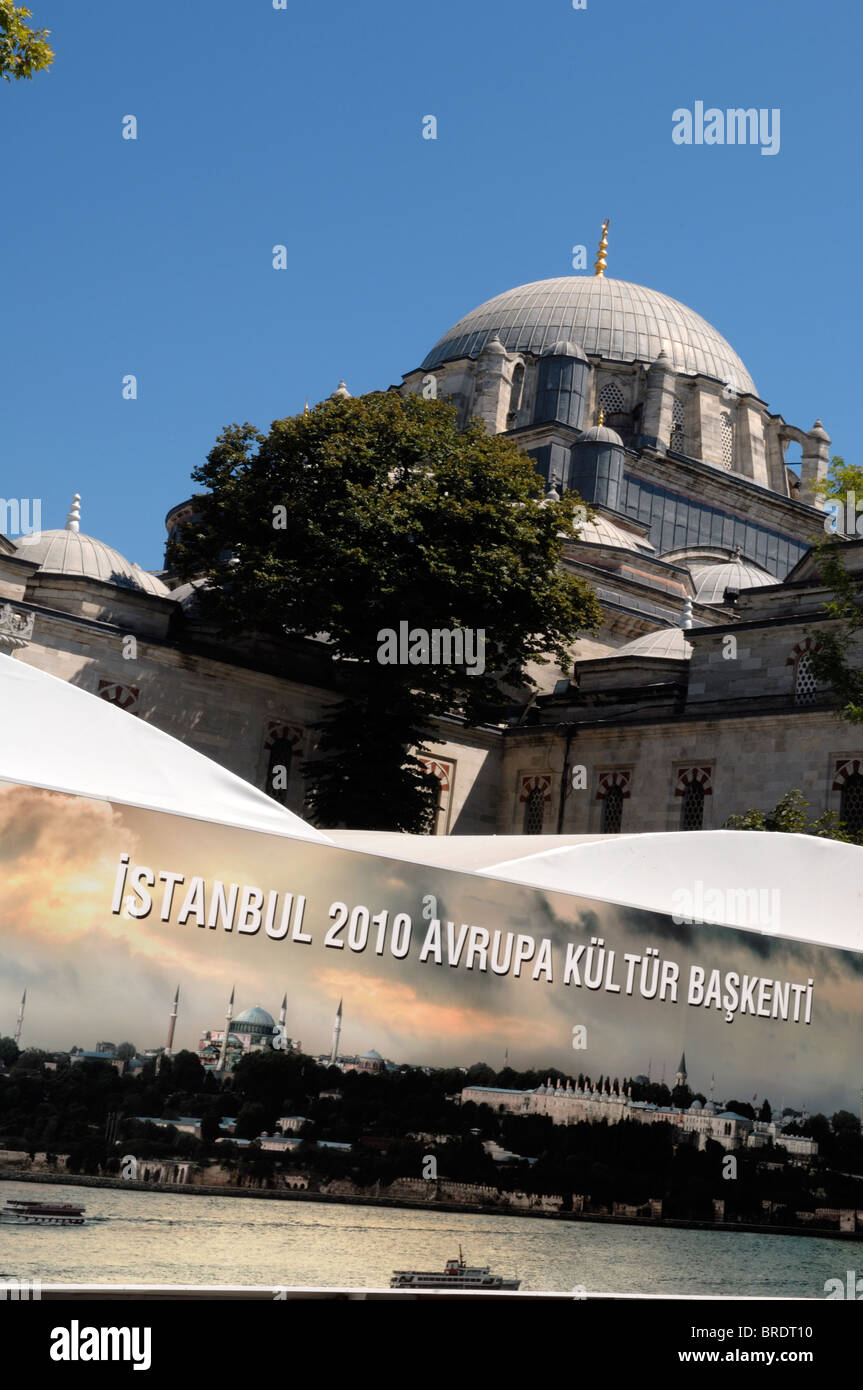 Istanbul 2010 avrupa kultur baskenti hi-res stock photography and