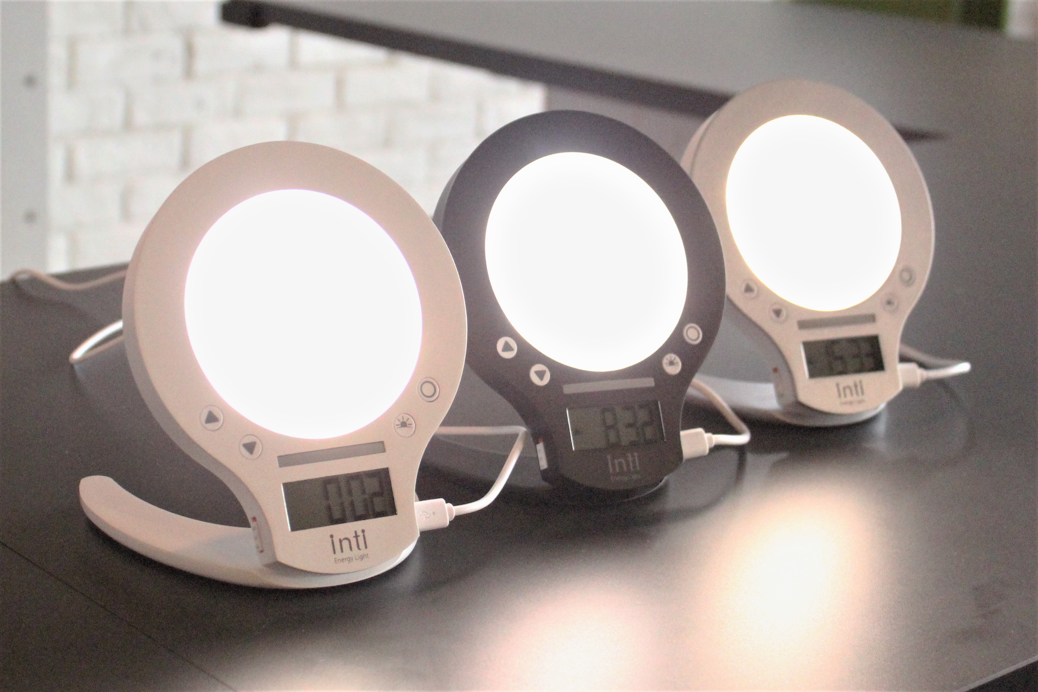 ムーンムーン㈱が光目覚まし時計をリニューアル！ | COCO COLOR