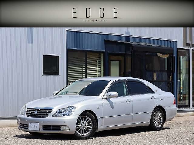 クラウンロイヤル 3.0 ロイヤルサルーン ゼロクラウン V6後期モデル