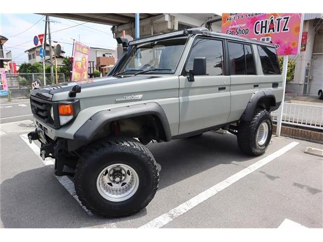 ランドクルーザー70・グレー(灰色)の中古車を探す【カーセンサー】