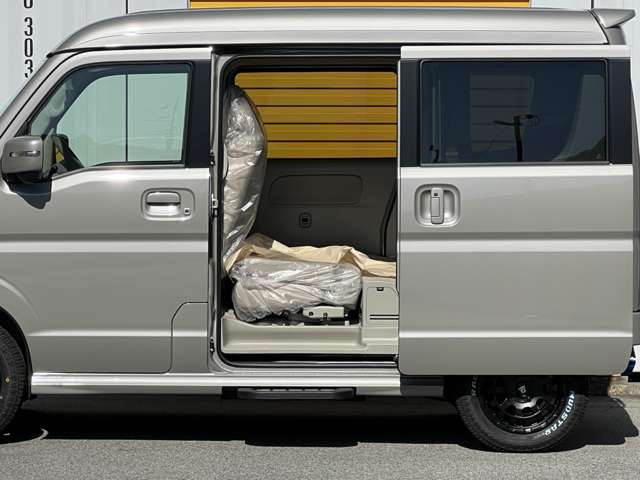 スズキ エブリイワゴン 660 PZターボスペシャル ハイルーフ 4WD（価格