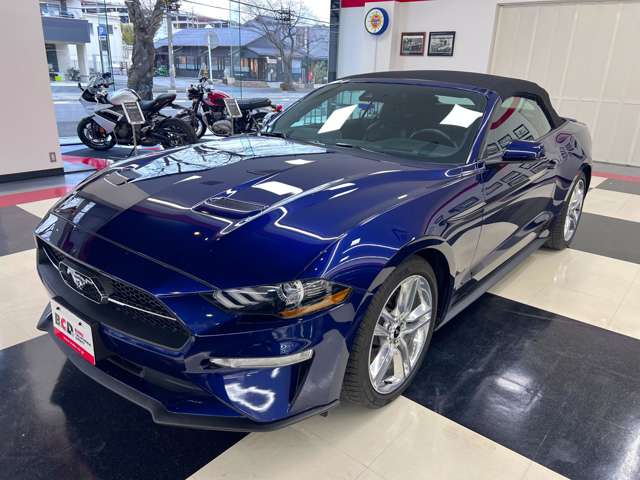 フォード マスタングコンバーチブル オープン 青の中古車情報 | 神奈川