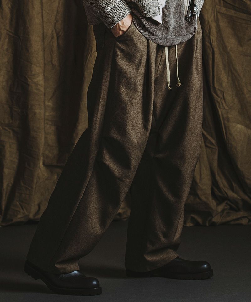 30%OFF【NO ID.(ノーアイディー)】 ｲｰｼﾞｰﾊﾞｷﾞｰﾊﾟﾗｼｭｰﾄﾄﾗｳｻﾞｰｽﾞ パンツ