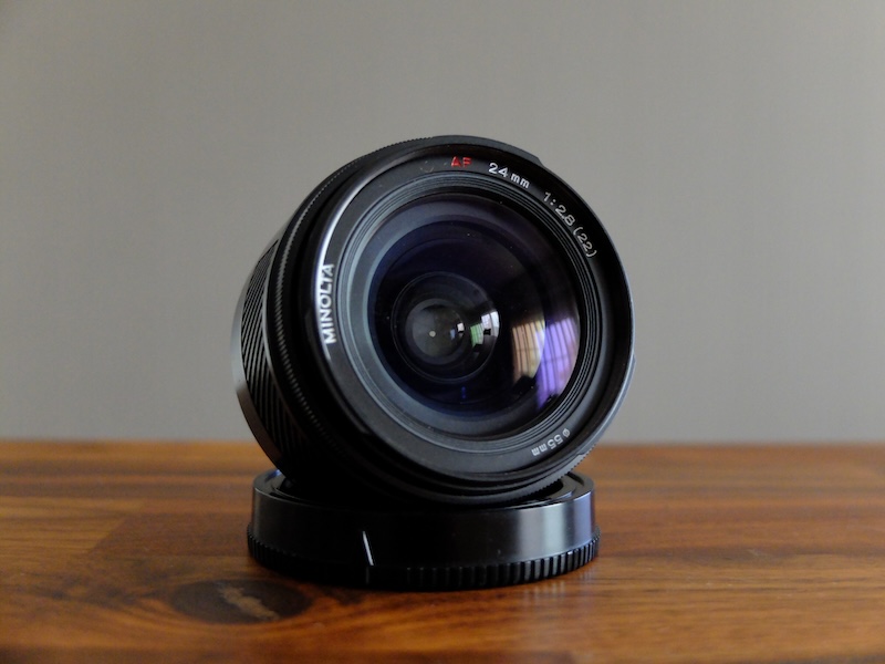 Aマウントの広角単焦点レンズ ミノルタ「AF 24mm F2.8(22)」 – カメトリ