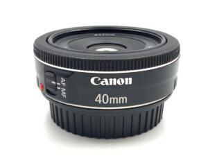 EF40mm F2.8 STMの魔法：コンパクトな魅力と描写力の秘密 - 魅惑の中望遠