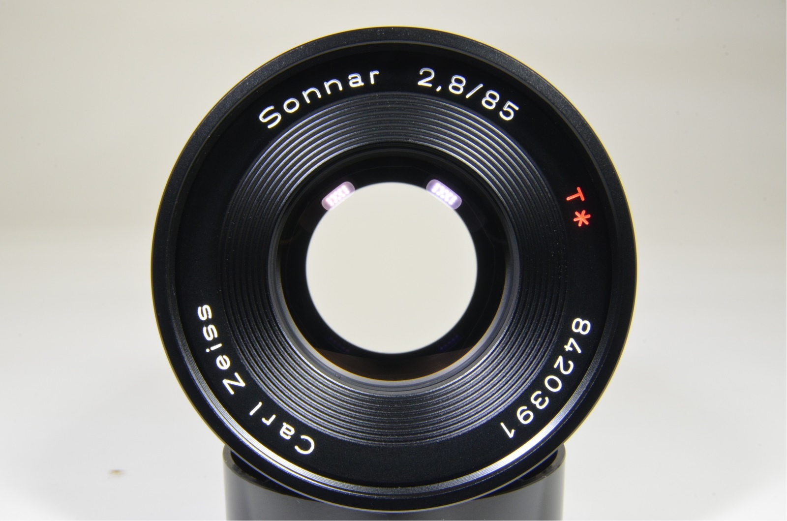 CONTAX Carl Zeiss Sonnar 85mm f2.8 MMG Germany w/ Lens Hood