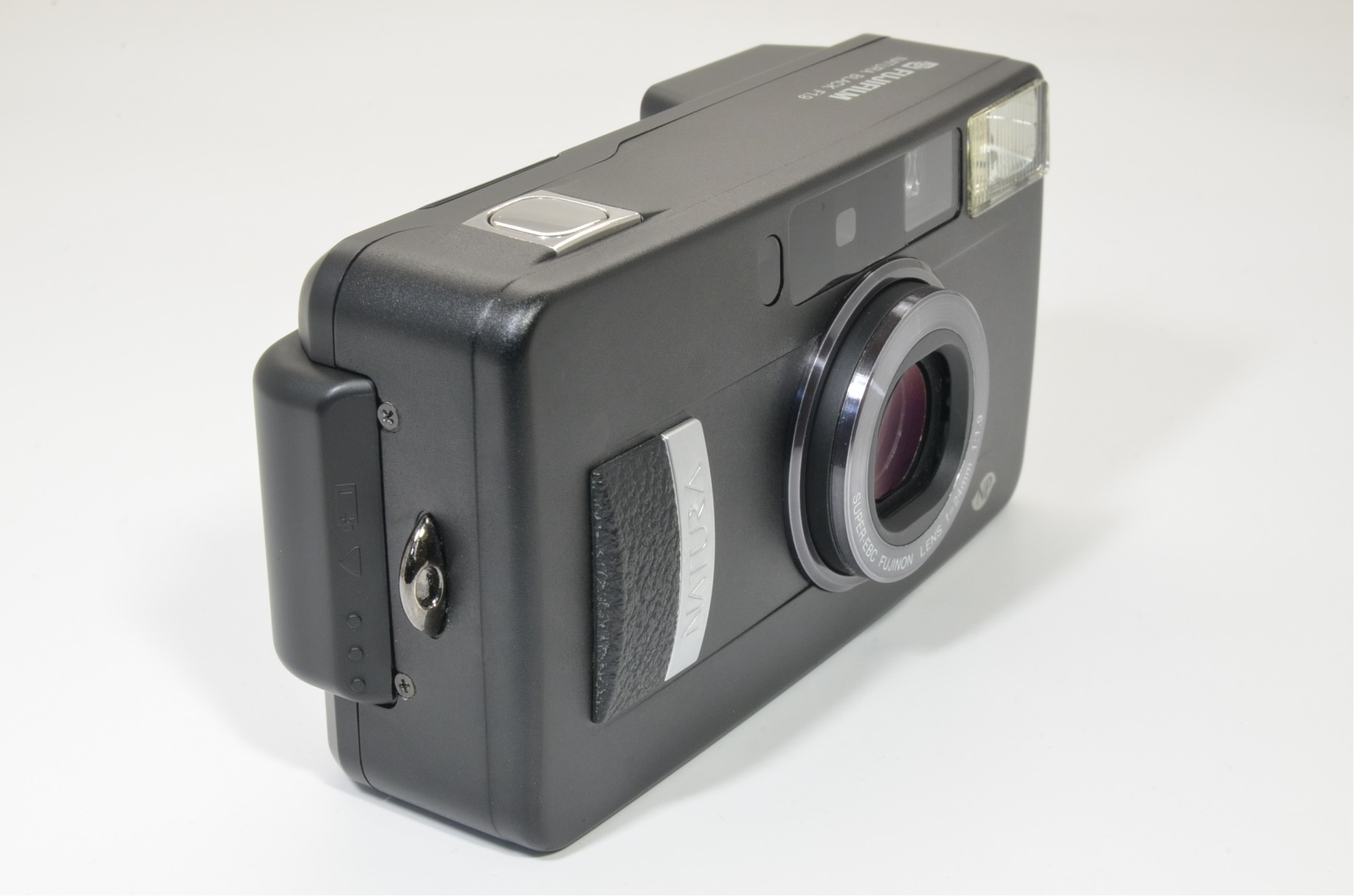 FUJIFILM NATURA BLACK 35mm film camera FUJINON 24mm f1.9 Shooting