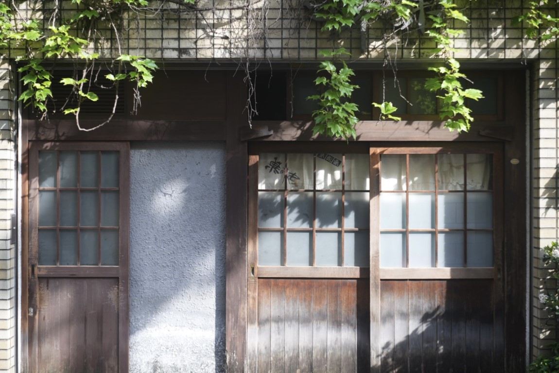 優しい光に包まれて。KONISHIROKU HEXAR（ヘキサー） 50mm f3.5作例