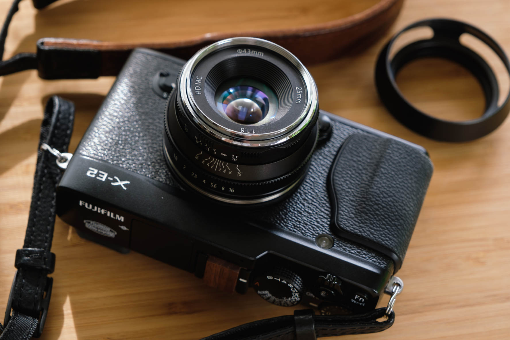 お値段以上にしっかり遊べる Pergear 25mm F1.8 Xマウント用で撮ってき