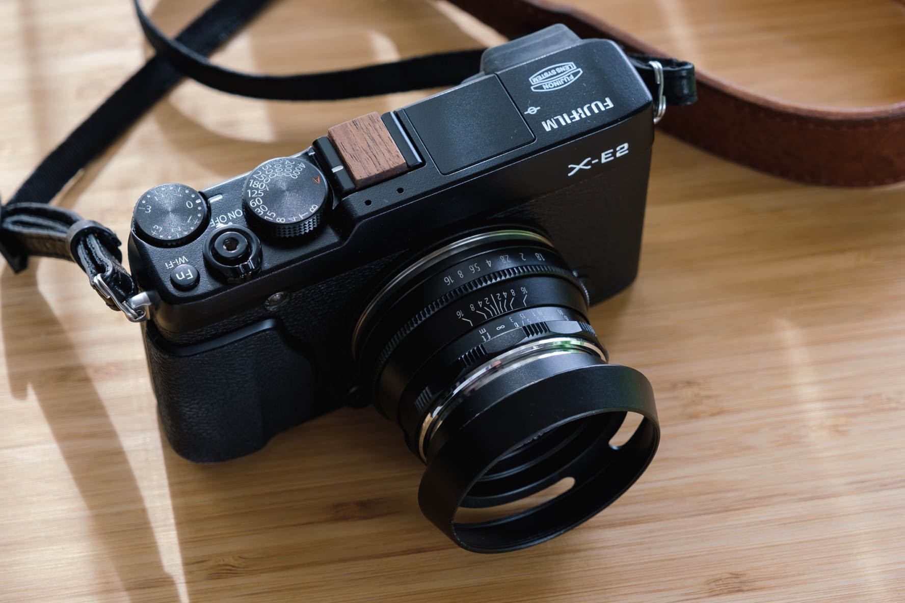 お値段以上にしっかり遊べる Pergear 25mm F1.8 Xマウント用で撮ってき