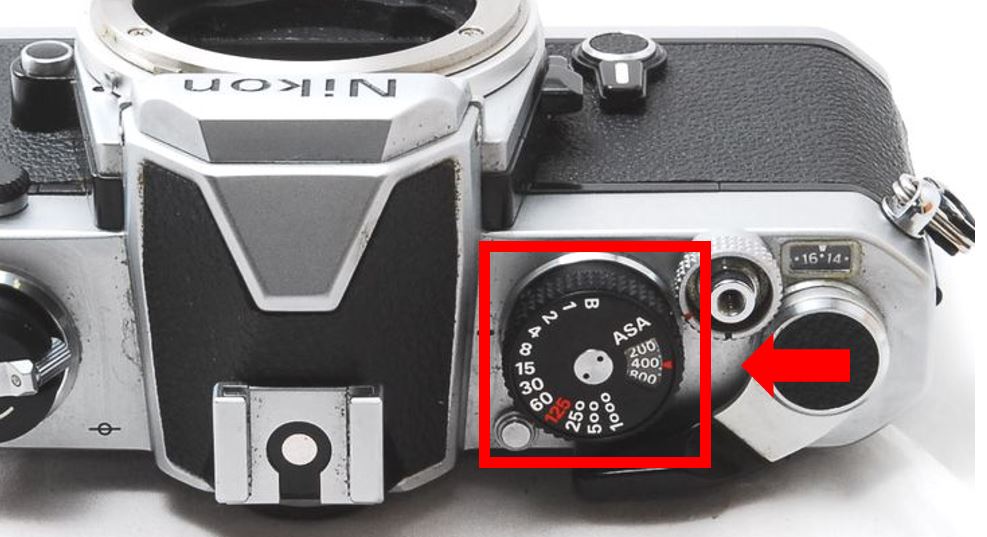 ニコン】FM2とNEWFM2（前期・後期）の見た目の違いと見分け方を解説