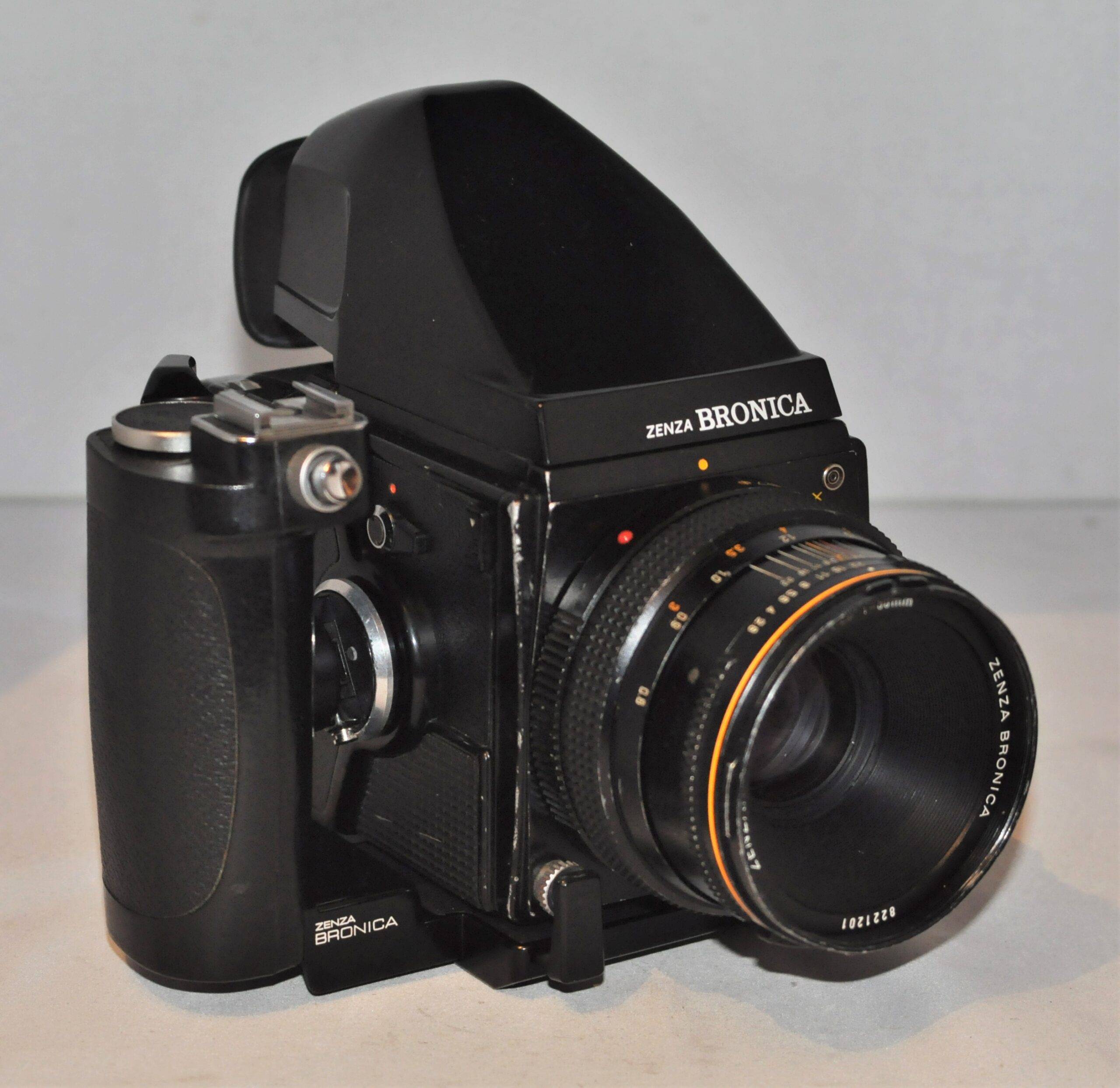 Zenza Bronica SQ + Zenzanon 80mm f2.8 lens + grip + eye level