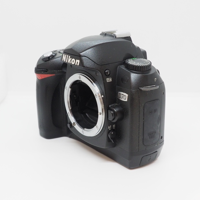 中古】(ニコン) Nikon D70 ボディ｜ナニワグループオンライン