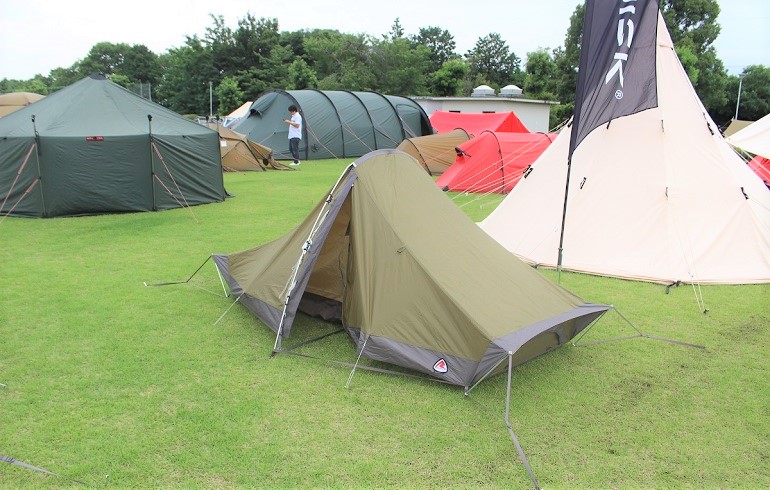 360VR】ROBENS スターライト2｜風速160kmにも耐えるテント