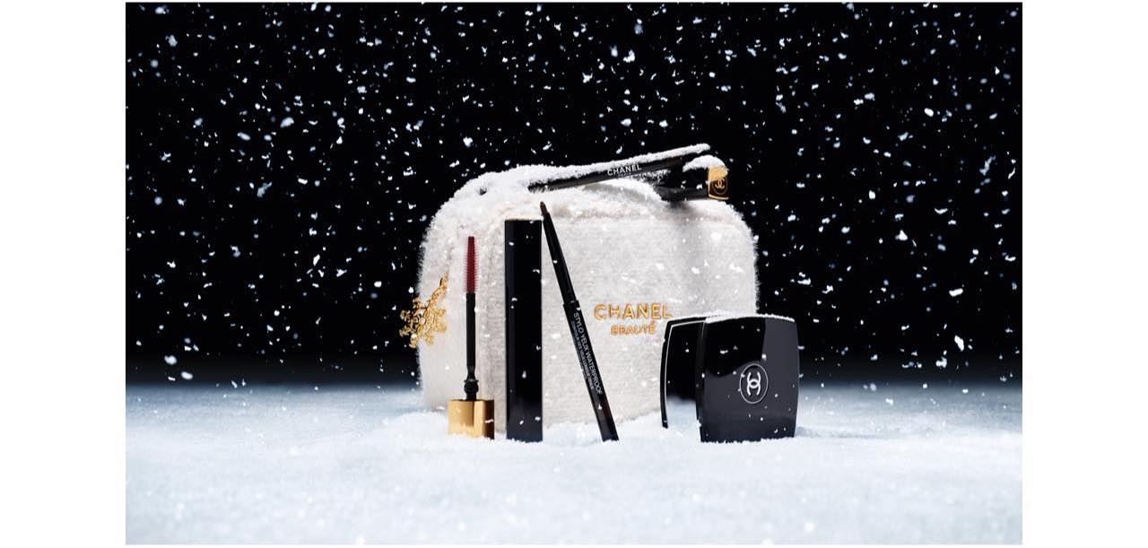 シャネル・11/8、22限定発売】ジュエリーチェーン付きのN°5がかわい