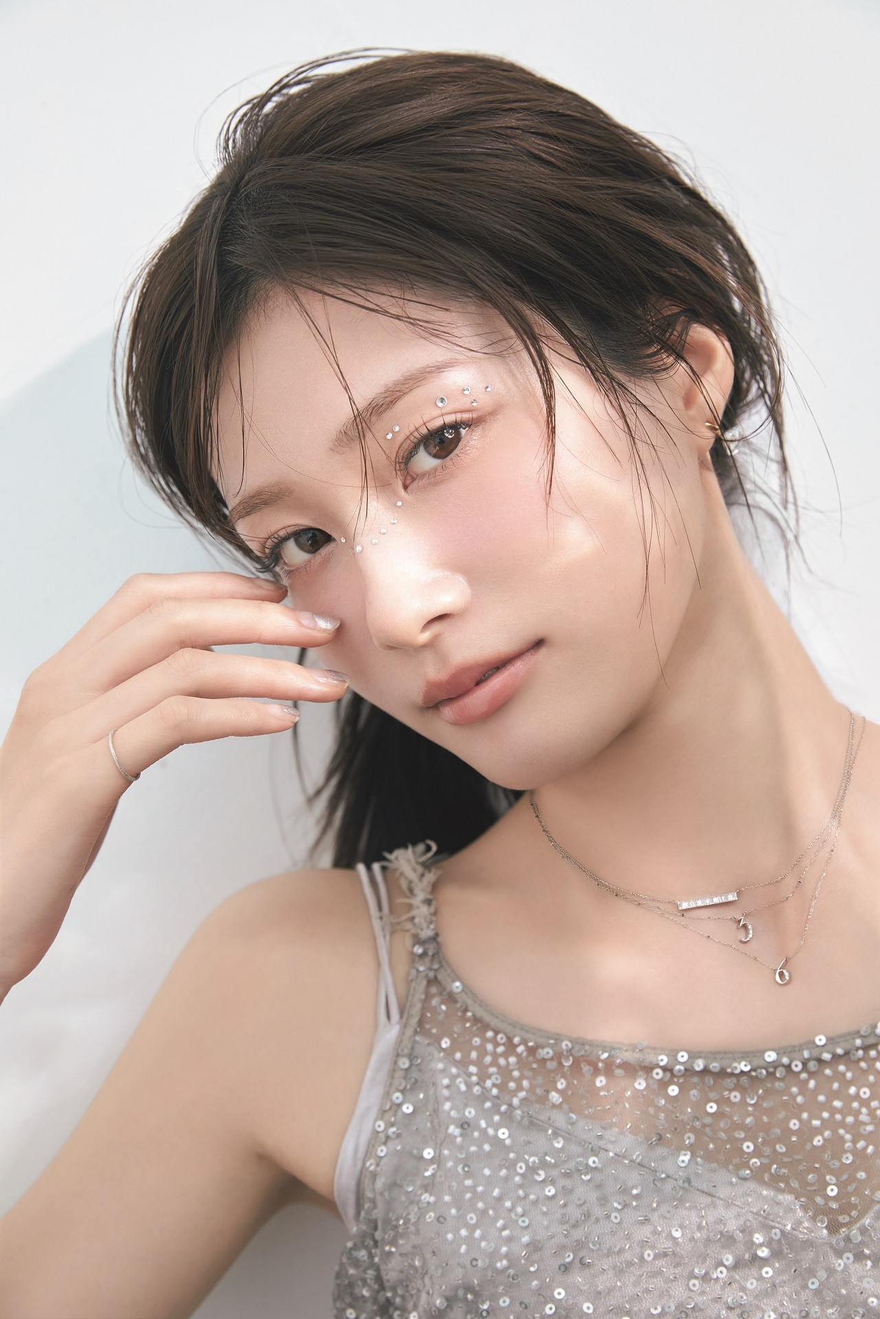 この夏の透明感は、めるるがお手本♡ CanCam8月号通常版表紙は生見愛瑠