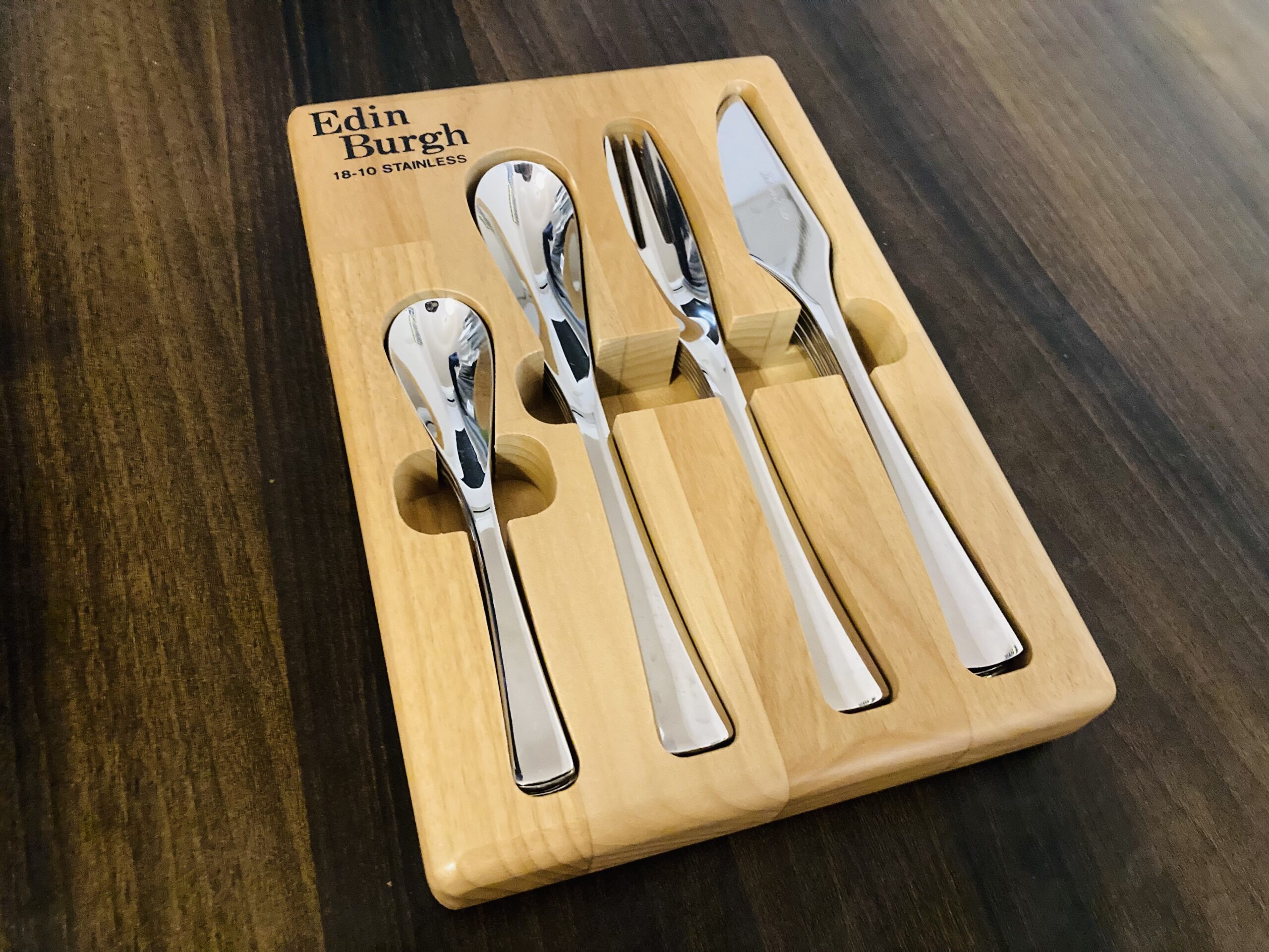 エジンバラ』高級カトラリーを徹底解説！使い心地の感想・口コミは