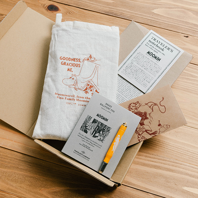 MOOMIN SHOP ONLINE】TRAVELER'S COMPANY トラベラーズノートセット