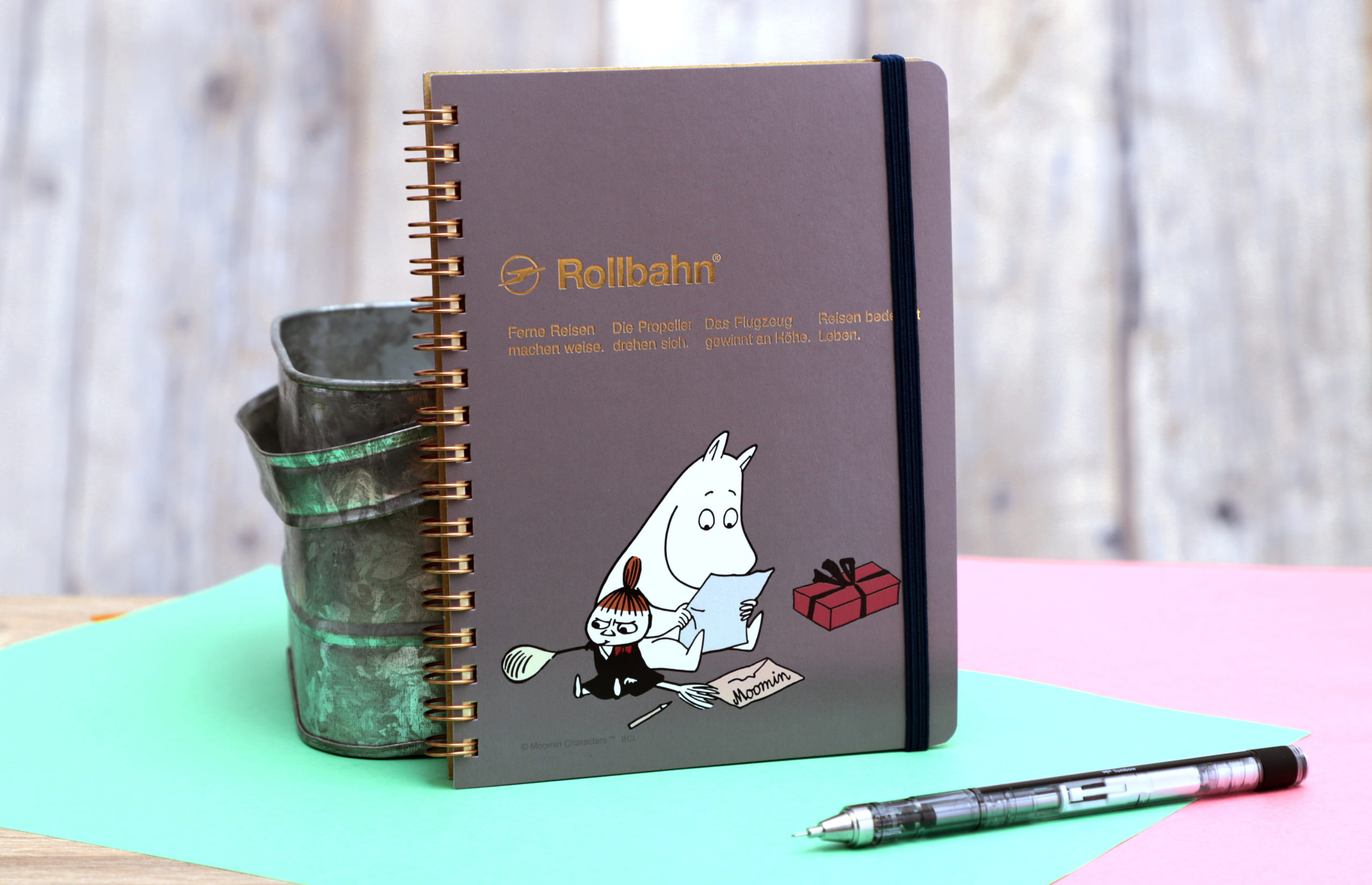 大人気のロルバーンノート クラシックな雰囲気の新柄3種が発売中