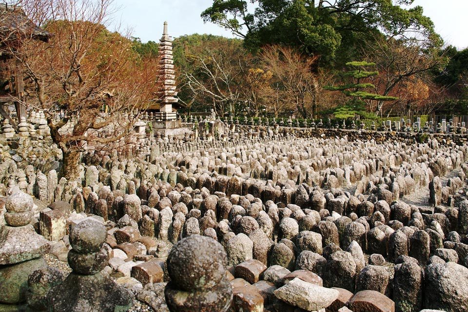 化野念仏寺|caedeKyoto[カエデ京都] 紅葉と伝統美を引き継ぐバッグ