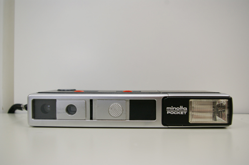 知られざるカメラ】第10回：ミノルタ AUTOPAK450E | トイラボカフェ
