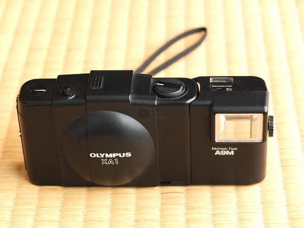わたしのカメラ三昧 第28回 オリンパスのカプセルカメラ「XA1」 | トイ