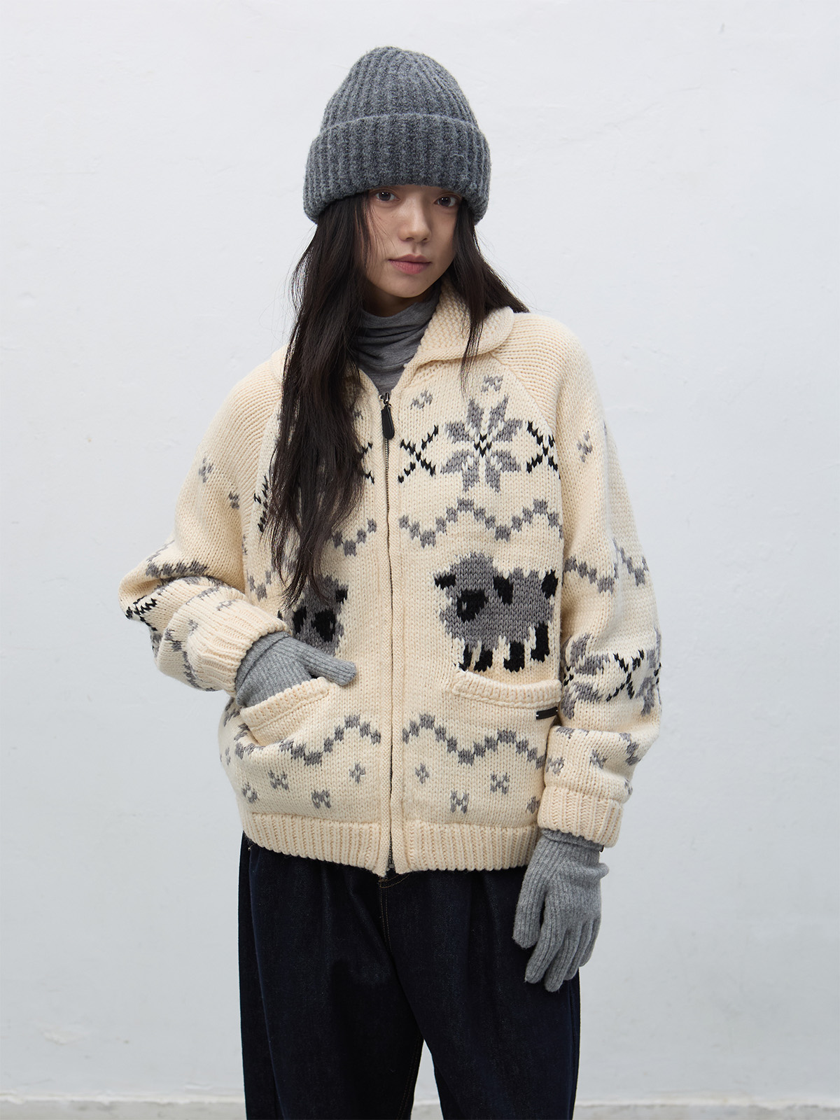 WOMAN ウールカウチンニットジャンパー [IVORY]